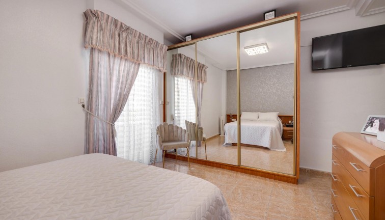 Resale - Apartment - Torrevieja