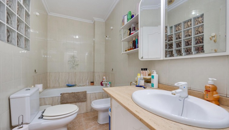 Resale - Apartment - Torrevieja