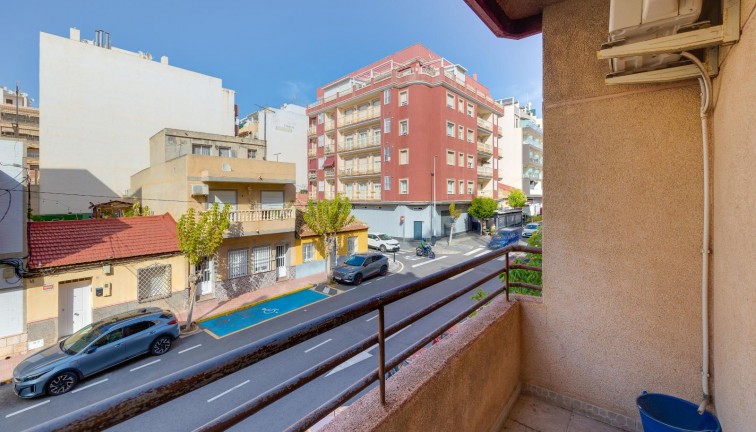 Resale - Apartment - Torrevieja