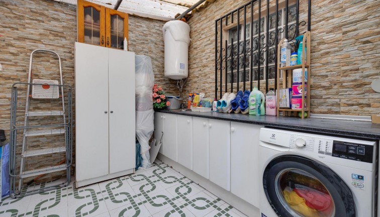 Resale - Apartment - Torrevieja