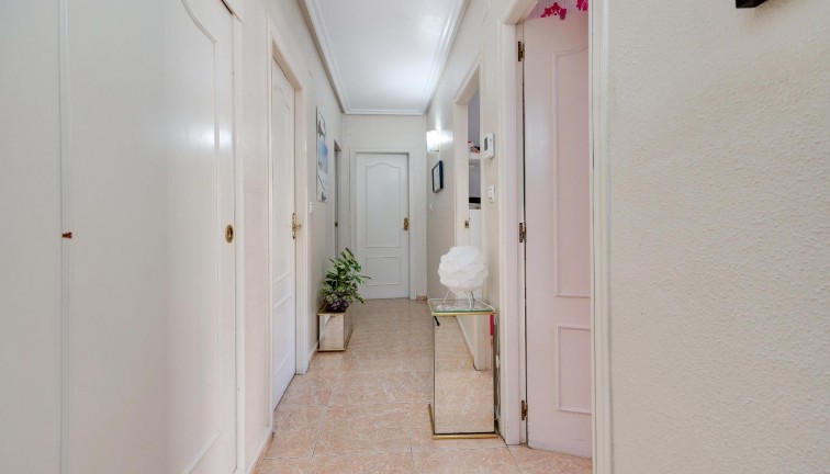 Resale - Apartment - Torrevieja