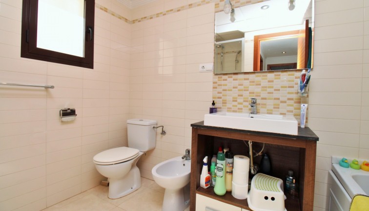 Resale - Apartment - Cabo Roig