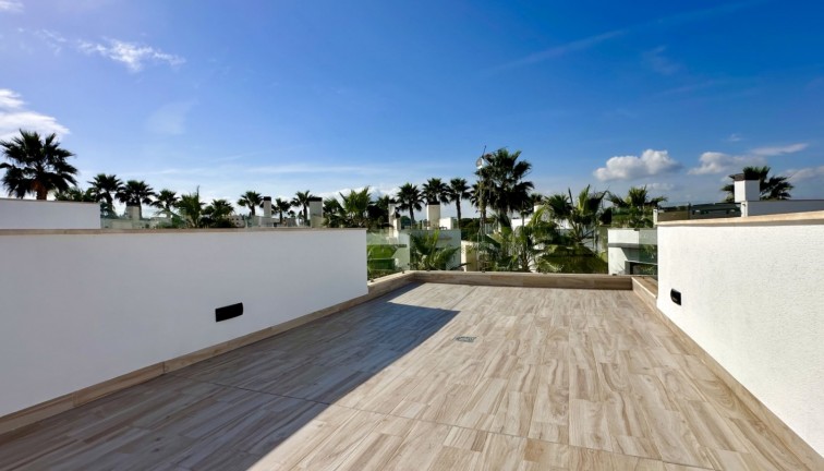 Resale - Chalet - Orihuela Costa - Lomas de Cabo Roig