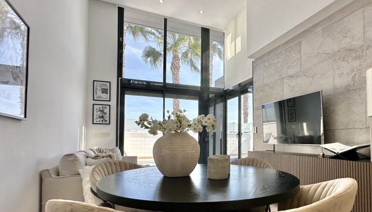 Resale - Chalet - Orihuela Costa - Lomas de Cabo Roig