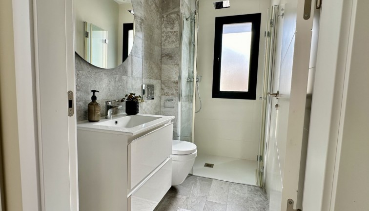 Resale - Chalet - Orihuela Costa - Lomas de Cabo Roig