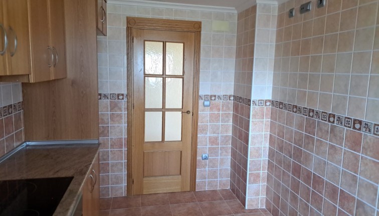 Jälleenmyynti - Asunto - Albatera