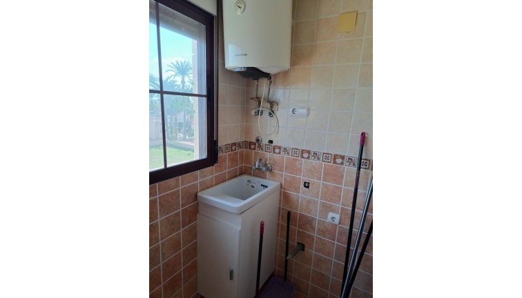 Jälleenmyynti - Asunto - Albatera