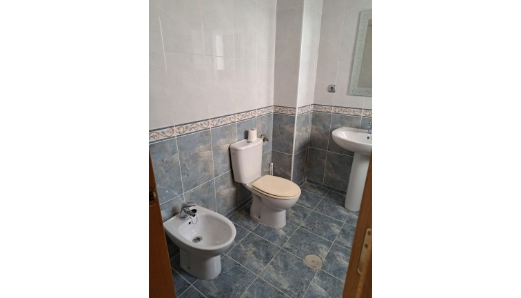 Jälleenmyynti - Asunto - Albatera