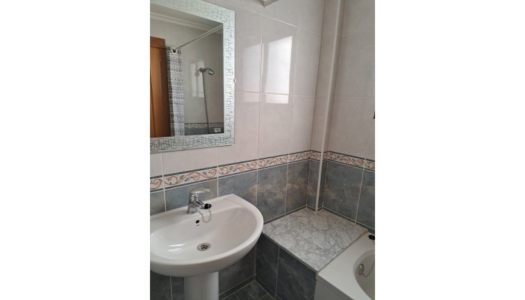 Jälleenmyynti - Asunto - Albatera