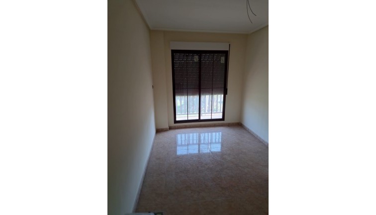 Jälleenmyynti - Asunto - Albatera