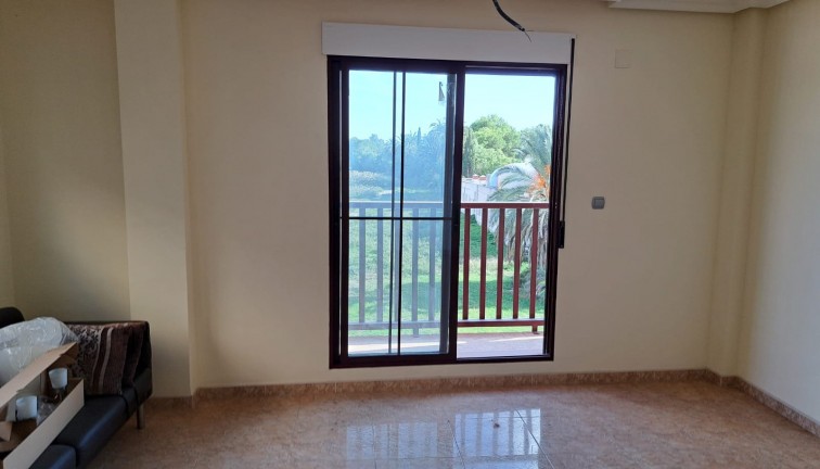 Jälleenmyynti - Asunto - Albatera