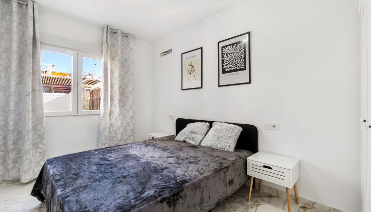 Reventa - Chalet - Torrevieja - El chaparral