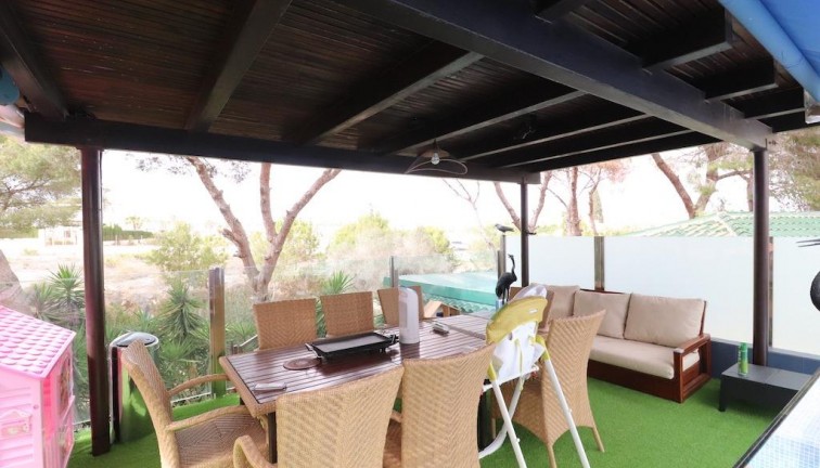 Resale - Chalet - Orihuela Costa - Montezenia