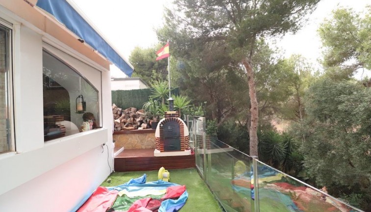 Resale - Chalet - Orihuela Costa - Montezenia