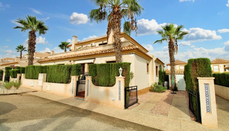 Reventa - Casa adosada - Villamartín