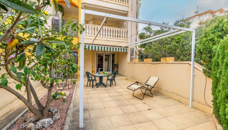 Resale - Apartment - Orihuela Costa - Campoamor