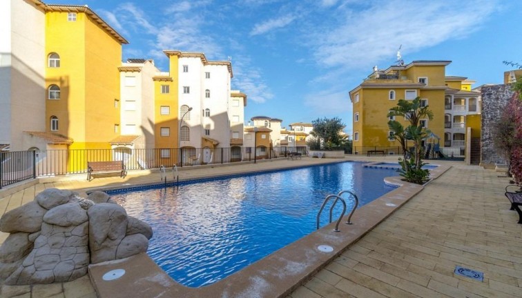 Resale - Apartment - Orihuela Costa - Campoamor