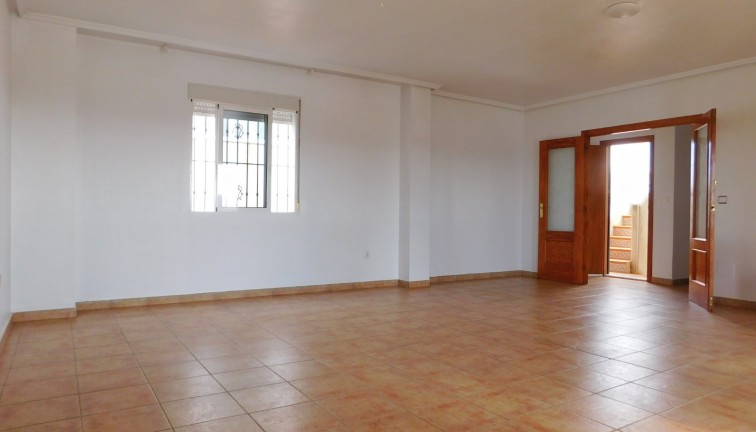 Jälleenmyynti - Erillistalo - San Miguel de Salinas