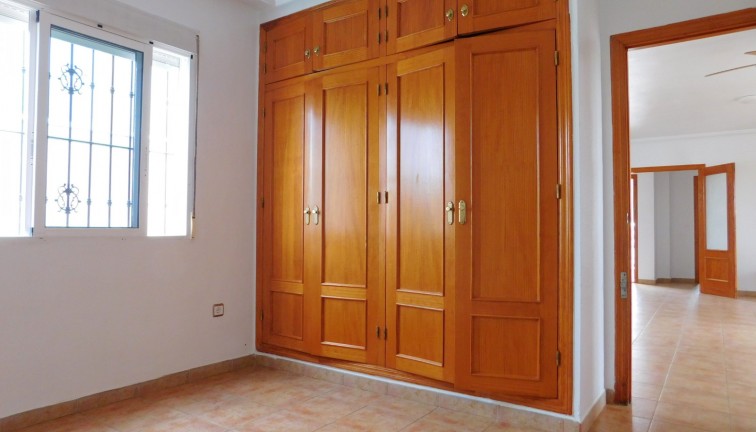 Jälleenmyynti - Erillistalo - San Miguel de Salinas