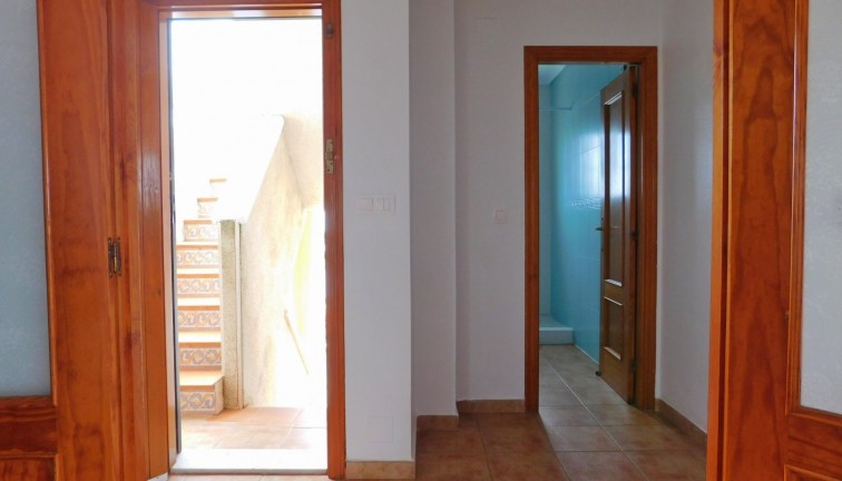 Jälleenmyynti - Erillistalo - San Miguel de Salinas