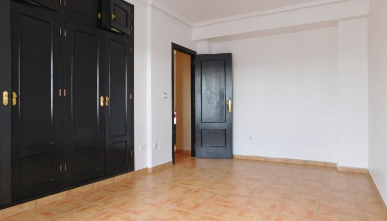 Jälleenmyynti - Erillistalo - San Miguel de Salinas