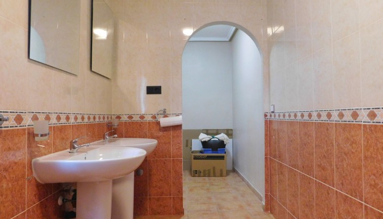 Jälleenmyynti - Erillistalo - San Miguel de Salinas