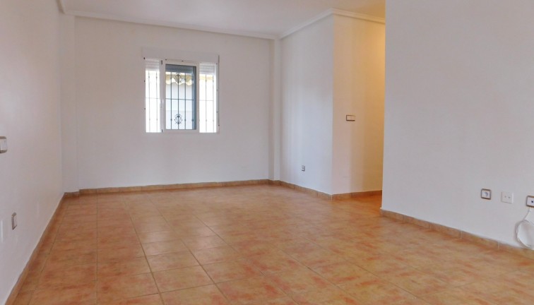 Jälleenmyynti - Erillistalo - San Miguel de Salinas