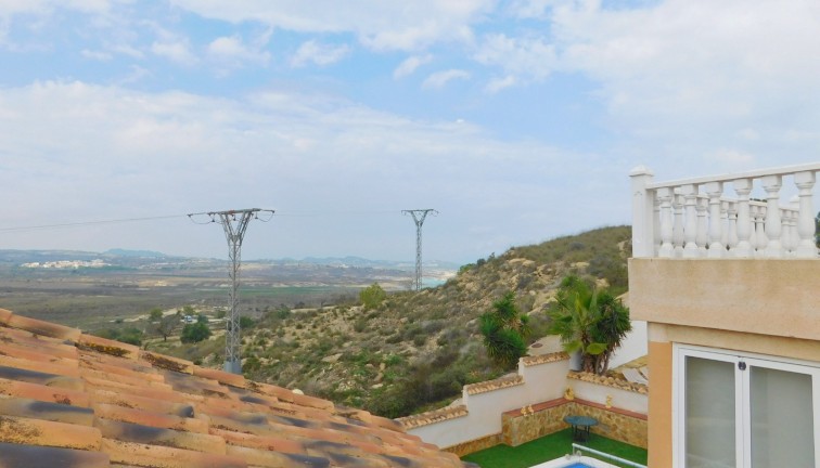 Jälleenmyynti - Erillistalo - San Miguel de Salinas