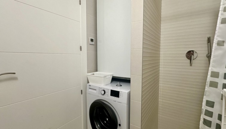 Återförsäljning - Lägenhet - Orihuela Costa - Villamartín