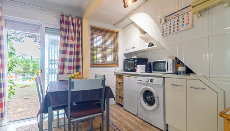 Reventa - Casa adosada - Torrevieja - Los Altos