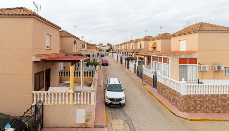 Reventa - Casa adosada - Torrevieja - Los Altos