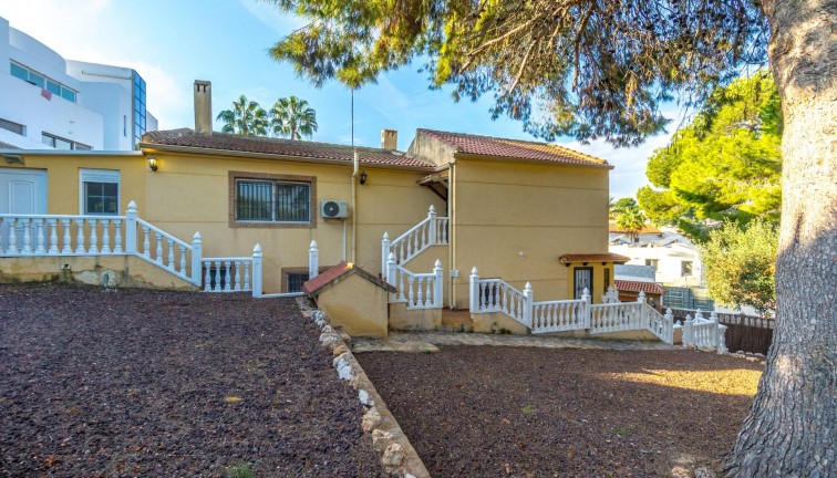 Reventa - Chalet - Torrevieja - Los Balcones