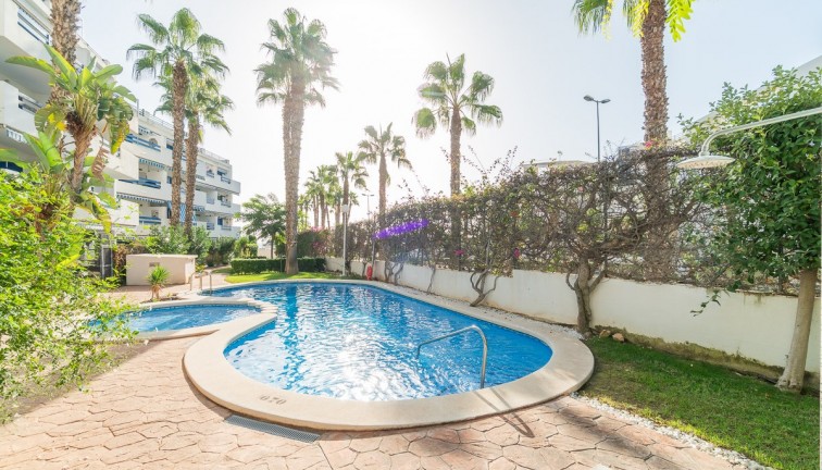 Resale - Apartment - Orihuela Costa - Playa Flamenca
