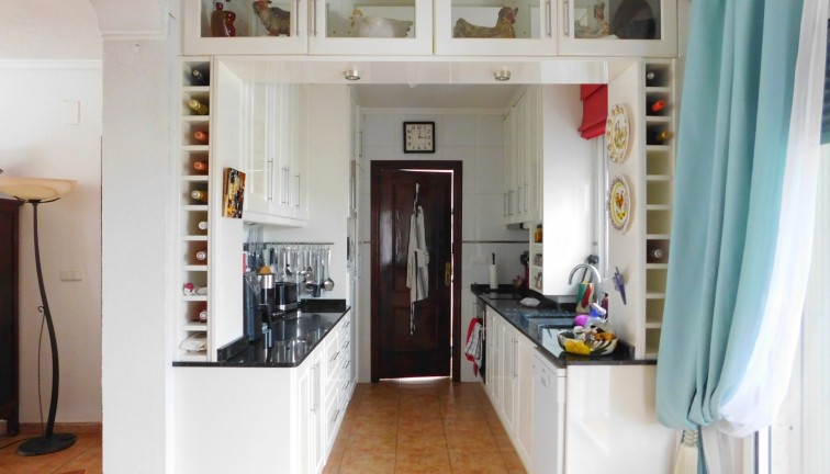 Resale - Chalet - San Miguel de Salinas