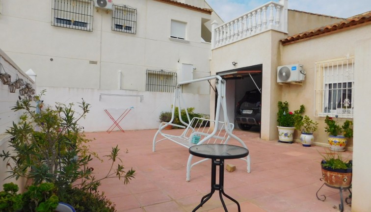 Resale - Chalet - San Miguel de Salinas