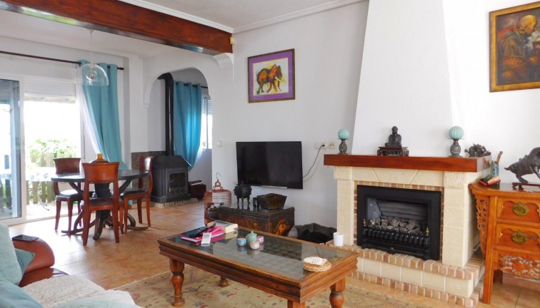 Resale - Chalet - San Miguel de Salinas