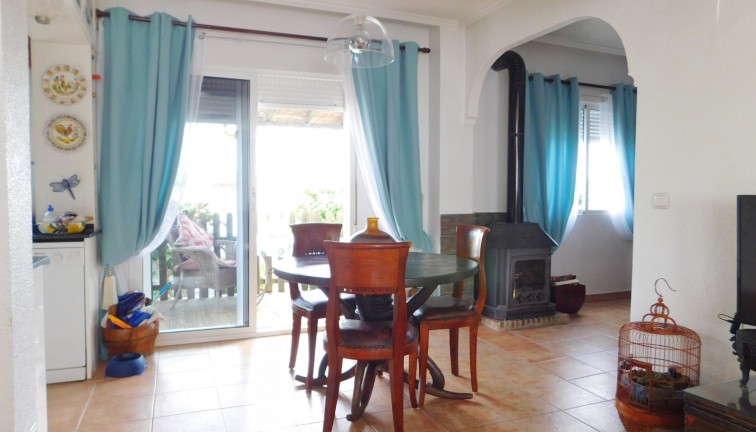 Resale - Chalet - San Miguel de Salinas