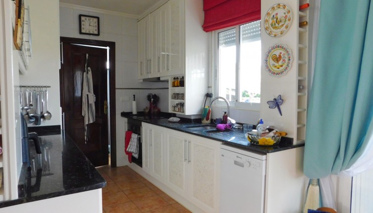 Resale - Chalet - San Miguel de Salinas