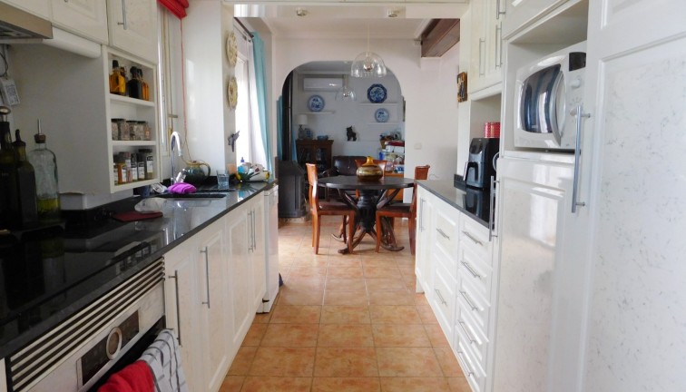 Resale - Chalet - San Miguel de Salinas