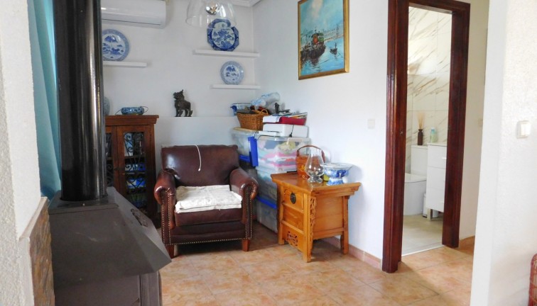 Resale - Chalet - San Miguel de Salinas