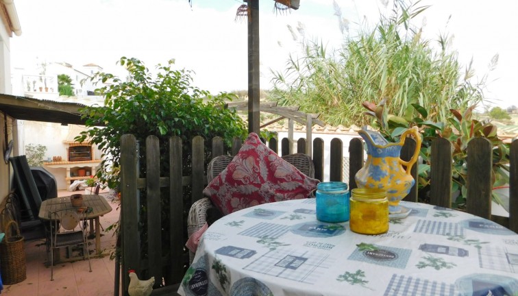 Resale - Chalet - San Miguel de Salinas