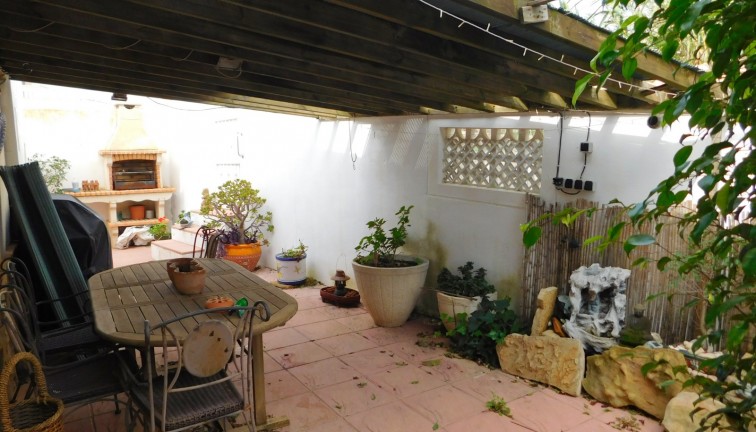 Resale - Chalet - San Miguel de Salinas