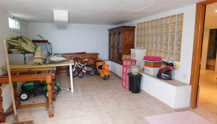 Resale - Chalet - San Miguel de Salinas