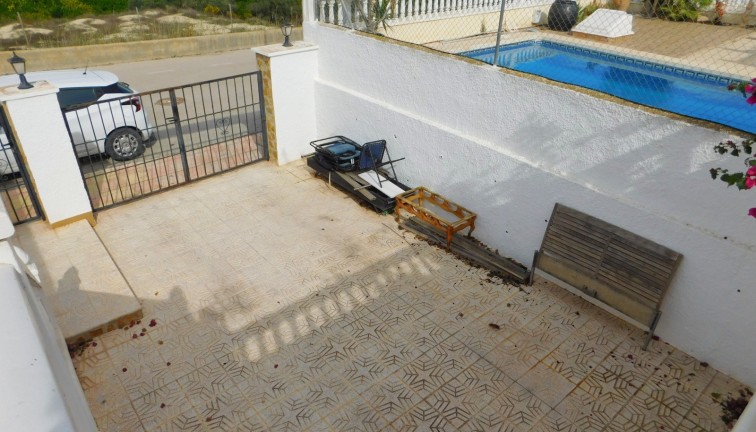 Resale - Chalet - Bigastro