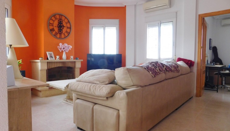 Resale - Chalet - Bigastro