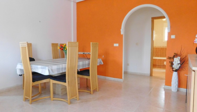 Resale - Chalet - Bigastro