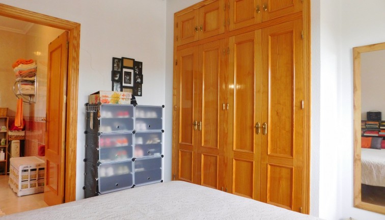 Resale - Chalet - Bigastro