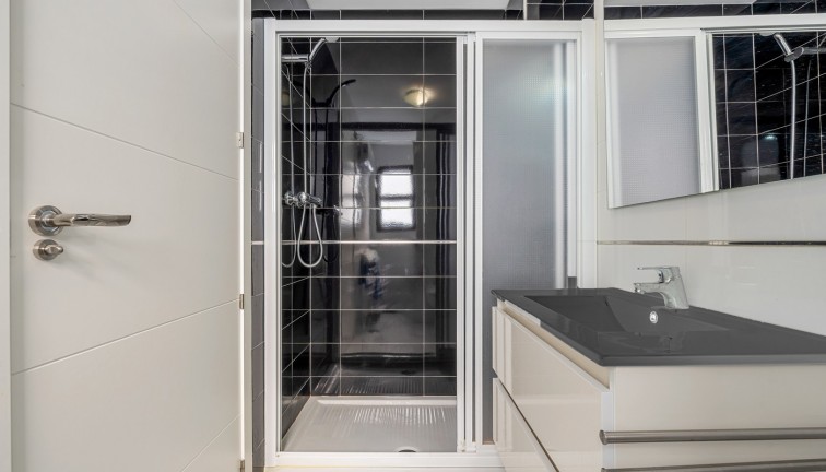 Resale - Apartment - Lomas de Cabo Roig