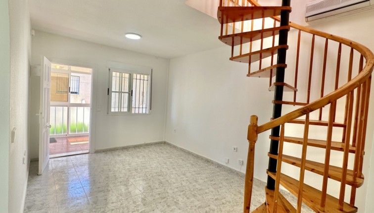 Resale - Apartment - Orihuela Costa - Playa Flamenca