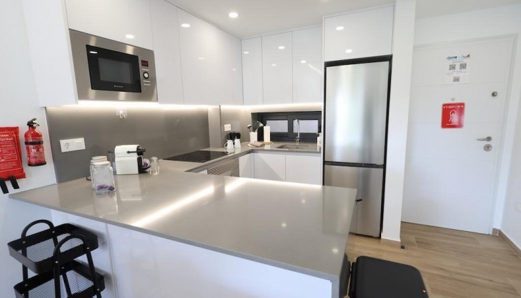 Resale - Apartment - Orihuela Costa - Villamartín